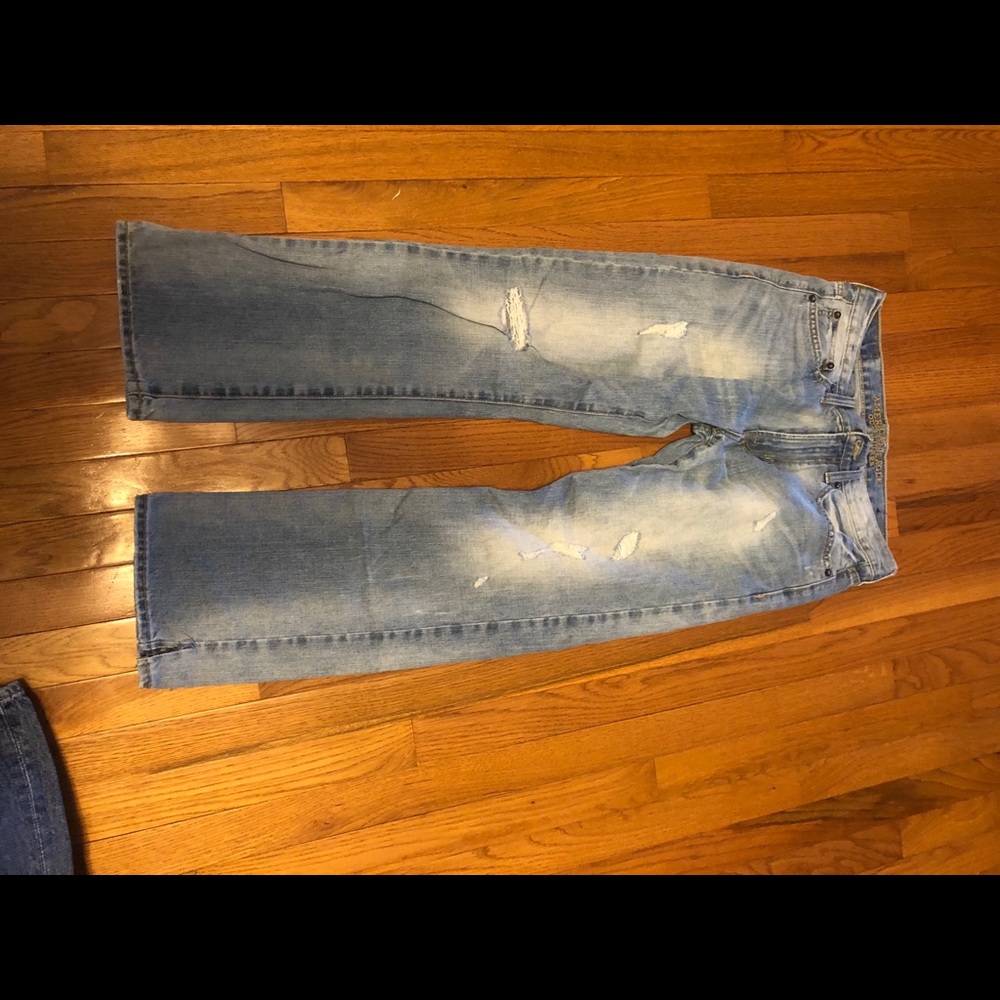 American Eagle men’s jeans